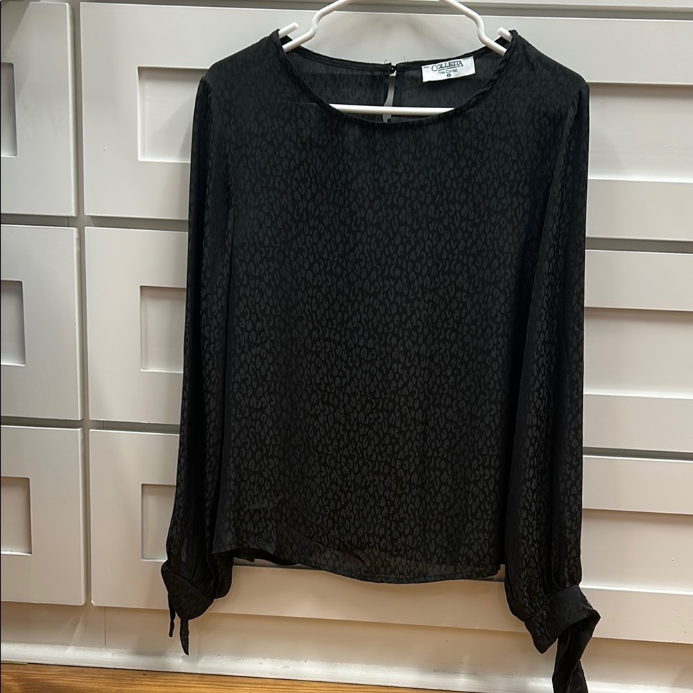 Women's Black Top